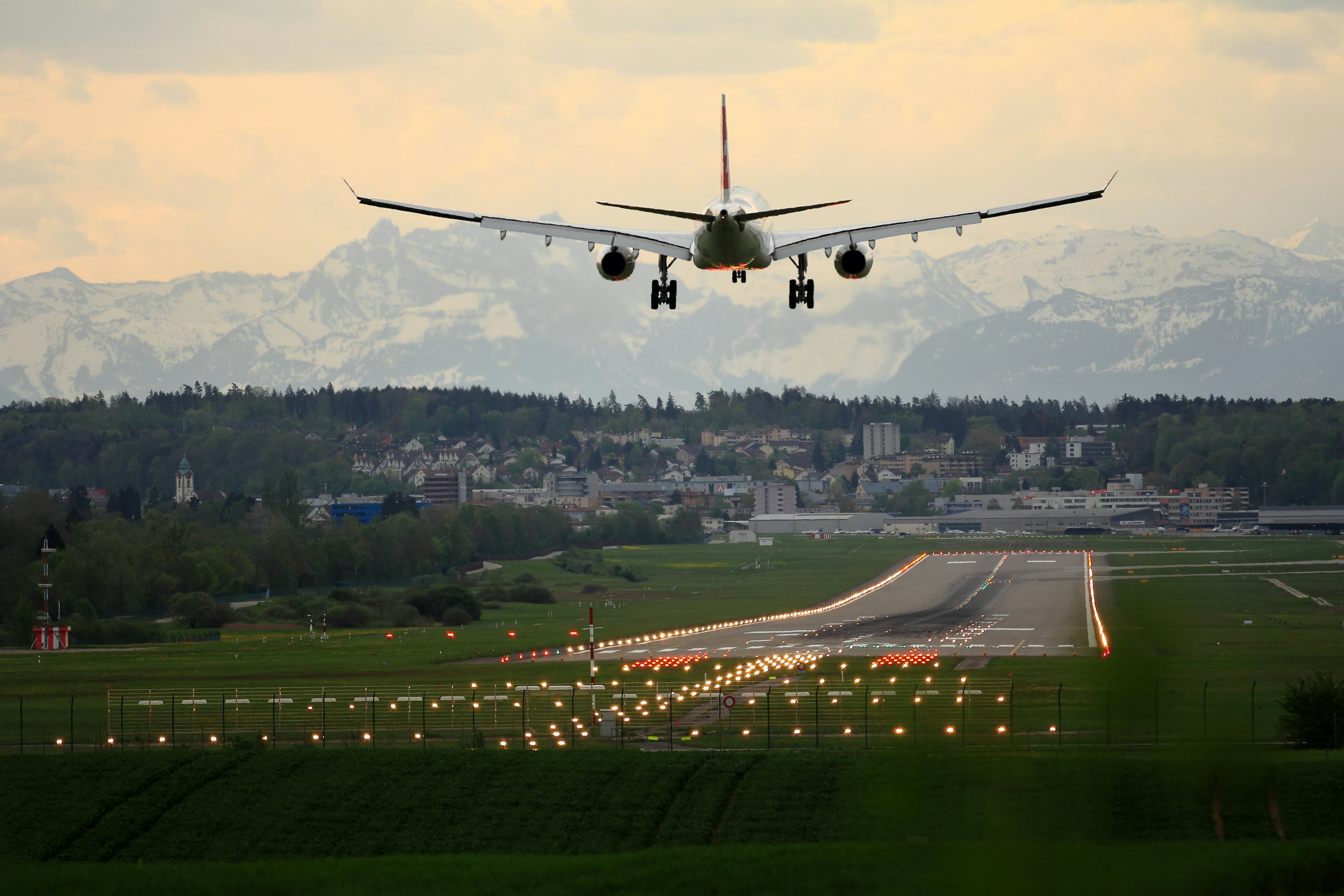 Book cheap flights to Srinagar Kashmir