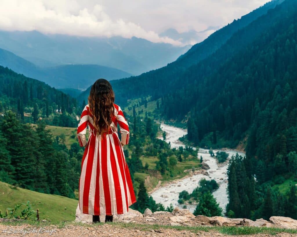 Kashmir Honeymoon packages